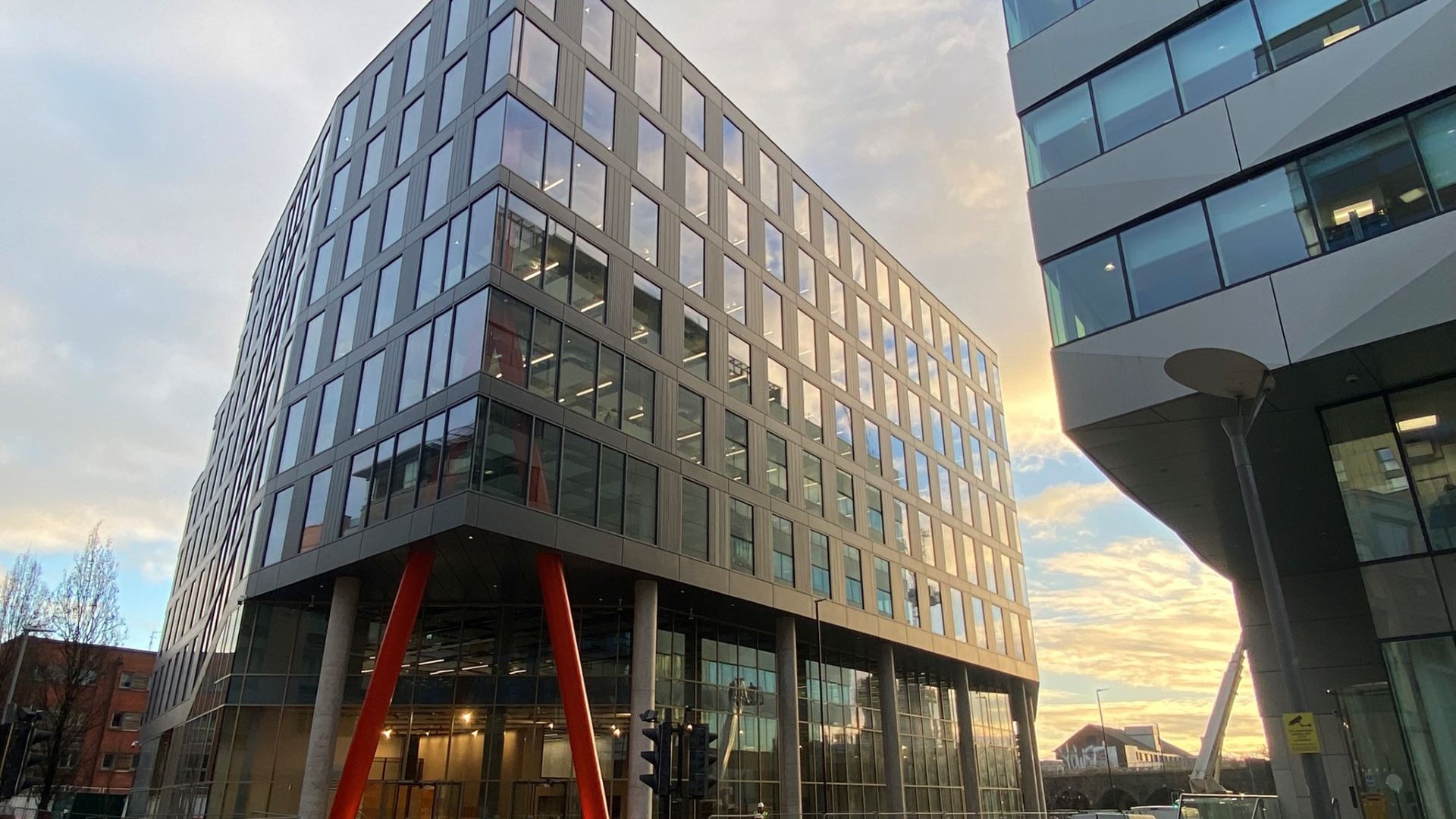 4 Glass Wharf