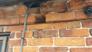 Failing Mortar And Poor Brickwork